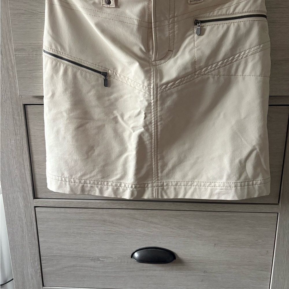 Athleta Cream Skirt